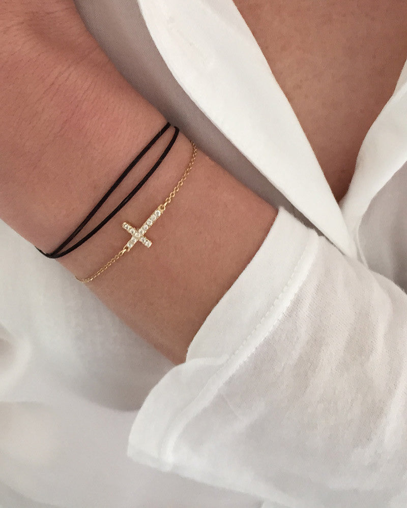 Dafne Bracelet Black With Pave Cross On 