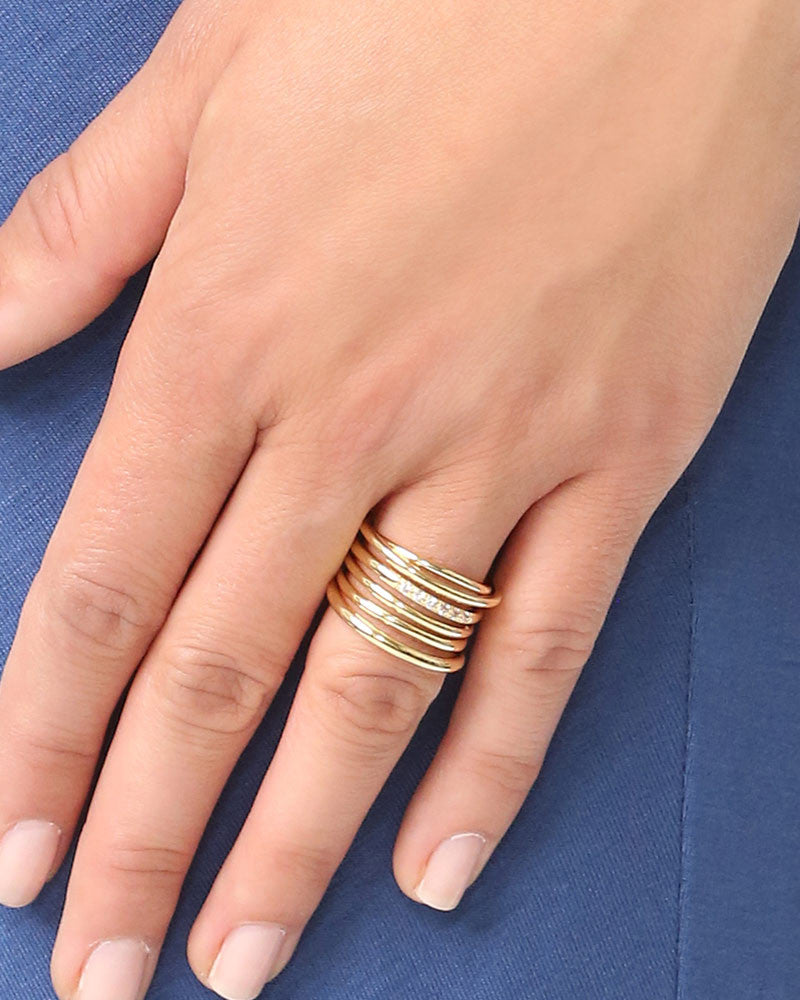 Elizabeth and James | Roxy Ring – Online Jewelry Boutique