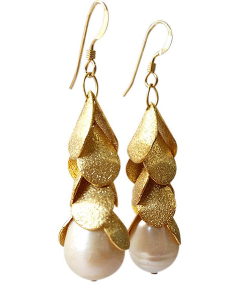 sirissima heather dangling gold leaf earrings